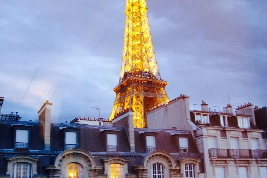 شقة 27 Avenue De La Bourdonnais 75007 Chablis باريس