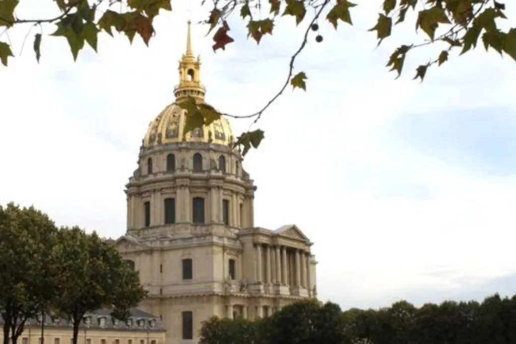 27 Avenue De La Bourdonnais 75007 Chablis