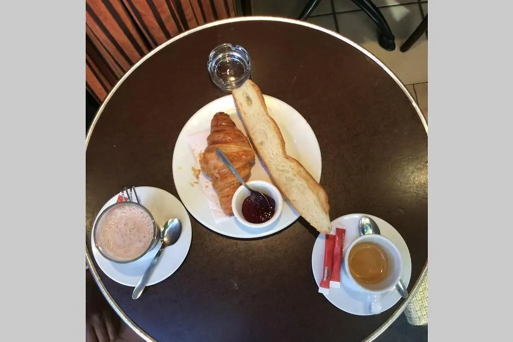 شقة 27 Avenue De La Bourdonnais 75007 Chablis
