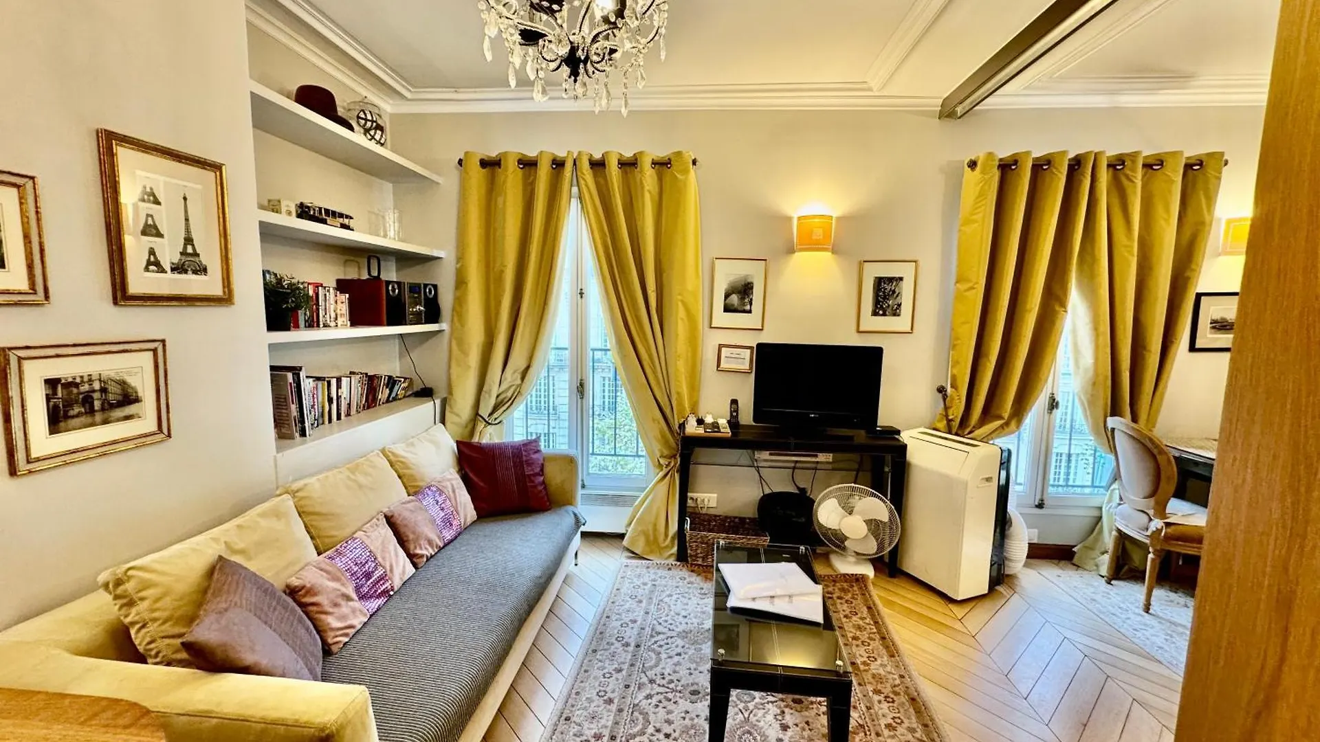 Apartment 27 Avenue De La Bourdonnais 75007 Chablis *